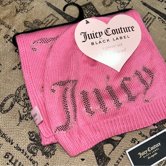 Juicy Couture NWT! Pink Gold Black 2 Piece Hat & Scarf Set - Picture 2 of 11